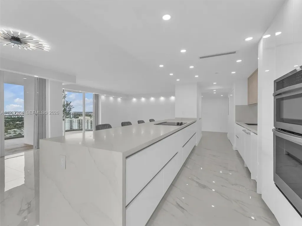 19707 Turnberry Way Aventura FL 33180