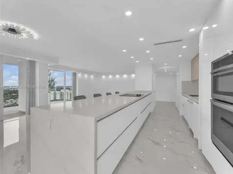 19707 Turnberry Way Aventura FL 33180