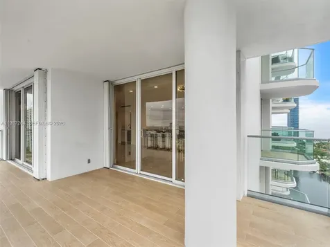 19707 Turnberry Way Aventura FL 33180