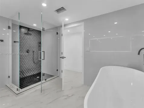 19707 Turnberry Way Aventura FL 33180