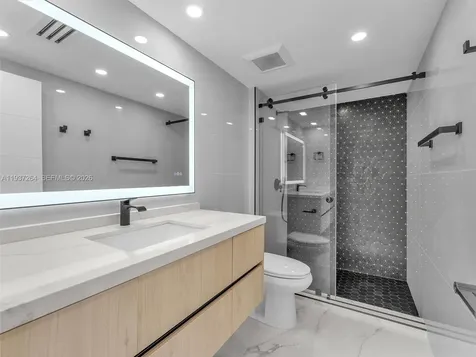 19707 Turnberry Way Aventura FL 33180