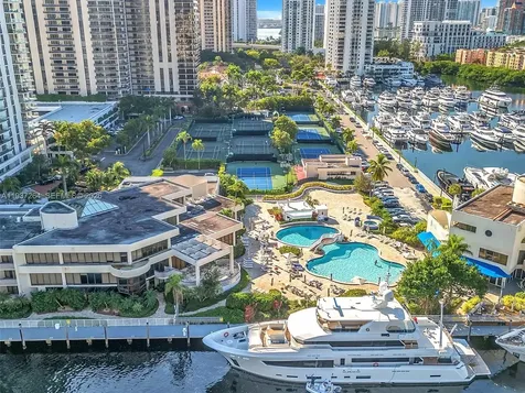 19707 Turnberry Way Aventura FL 33180
