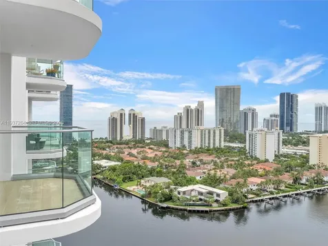 19707 Turnberry Way Aventura FL 33180
