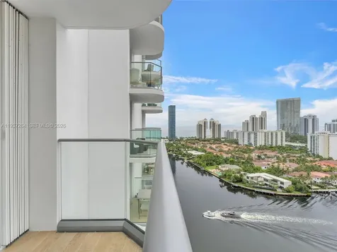 19707 Turnberry Way Aventura FL 33180