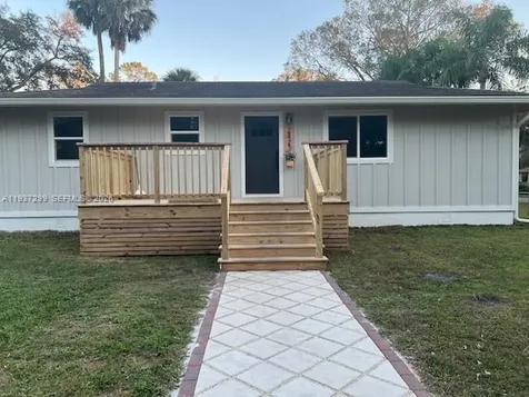 2823 Belinda Drive DeLand FL 32720