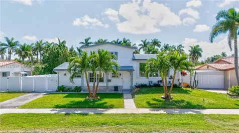 1016 NE 4th Court Hallandale Beach FL 33009