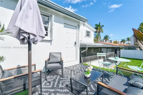 1016 NE 4th Court Hallandale Beach FL 33009