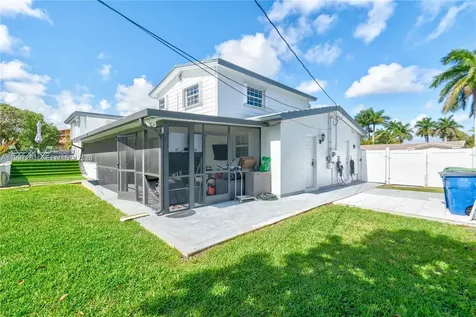 1016 NE 4th Court Hallandale Beach FL 33009