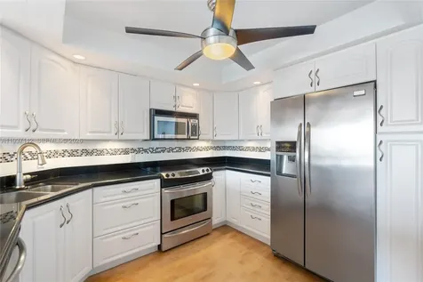 2200 S Ocean Lane Fort Lauderdale FL 33316