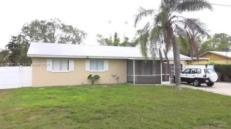 3917 4 Lehigh Acres FL 33971