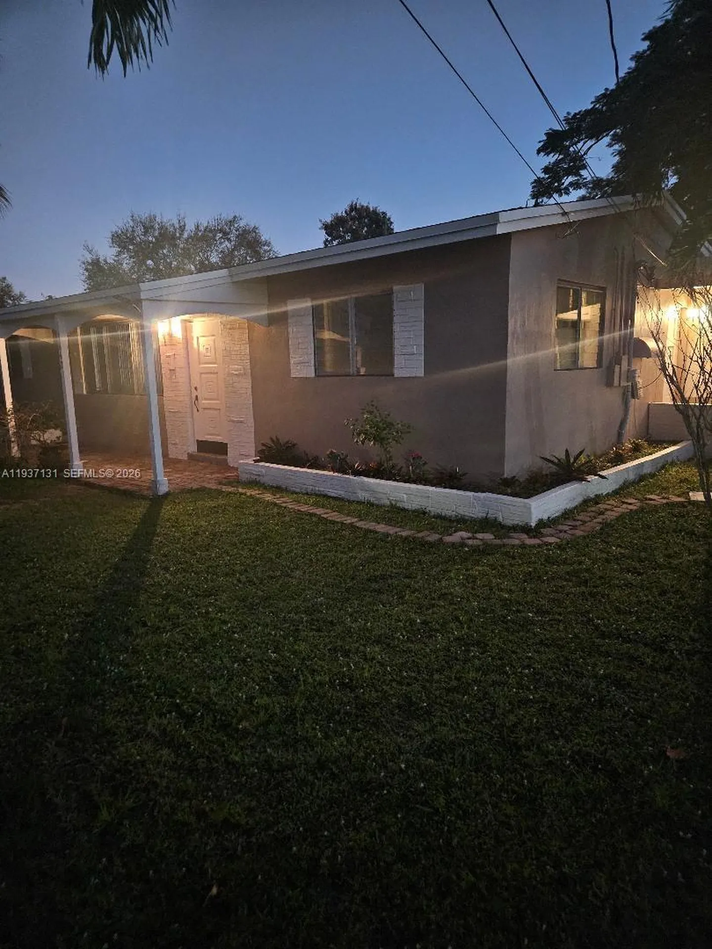 5842 Harding Street Hollywood FL 33021