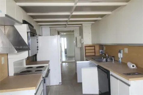 1000 Quayside Terrace Miami FL 33138