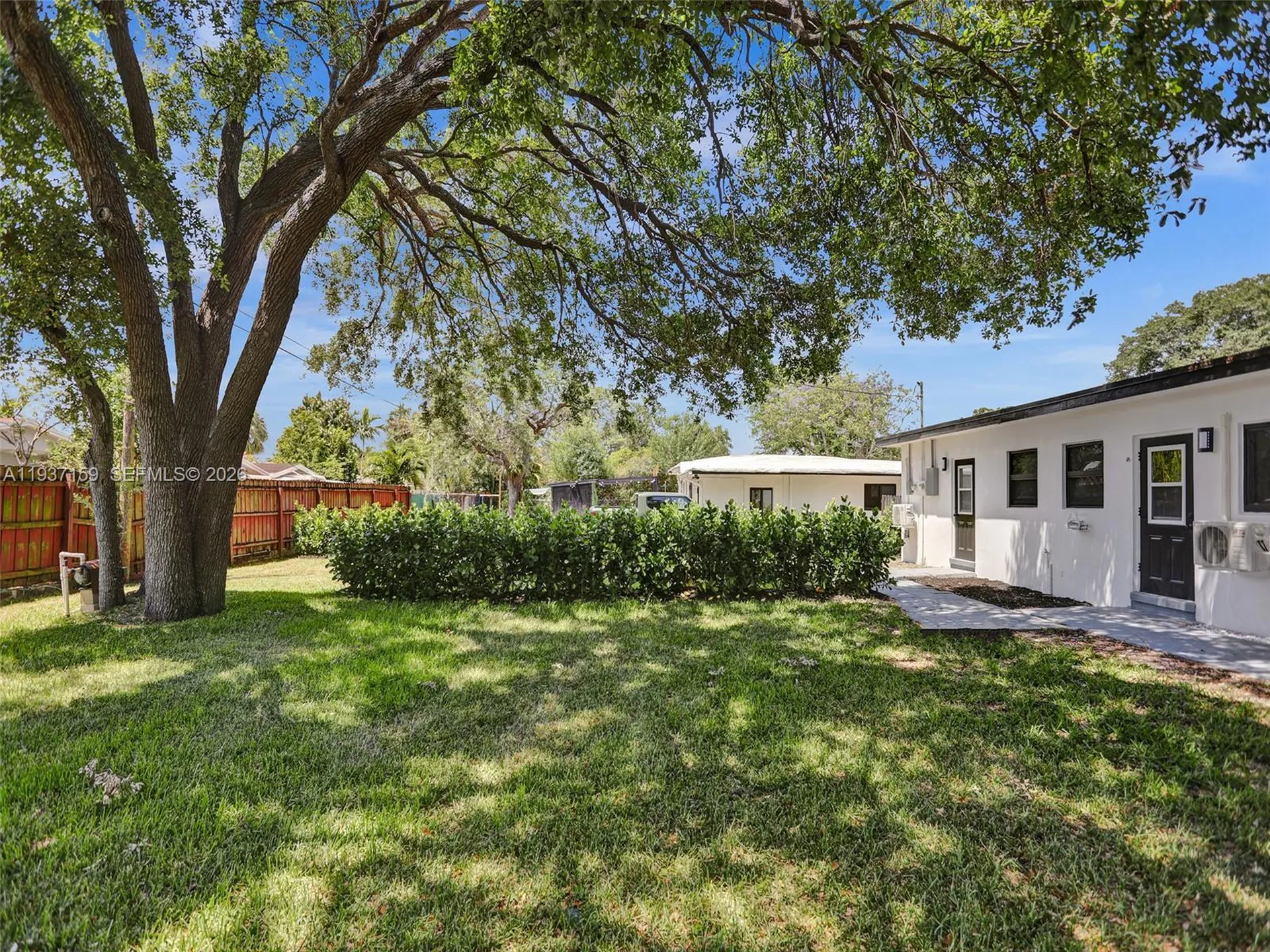 950 SW 29th Street Fort Lauderdale FL 33315