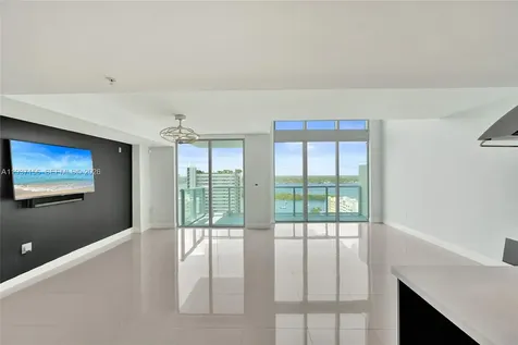 7930 East Drive North Bay Village FL 33141