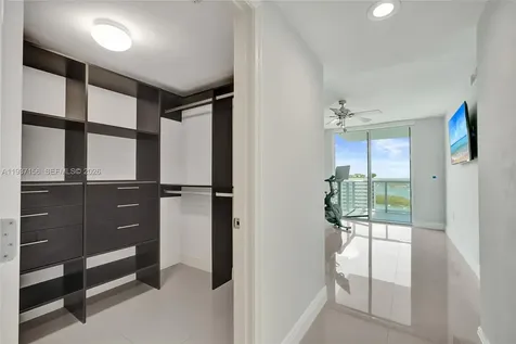 7930 East Drive North Bay Village FL 33141