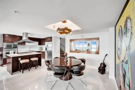 7930 East Drive North Bay Village FL 33141