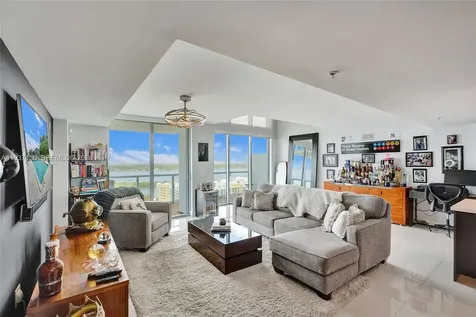 7930 East Drive North Bay Village FL 33141