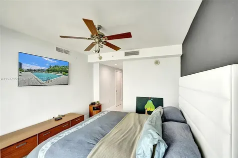 7930 East Drive North Bay Village FL 33141