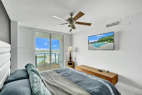7930 East Drive North Bay Village FL 33141
