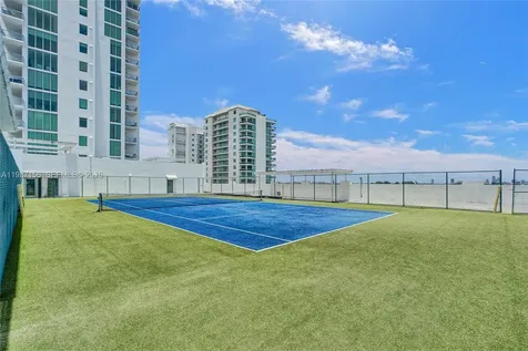 7930 East Drive North Bay Village FL 33141