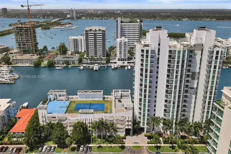7930 East Drive North Bay Village FL 33141