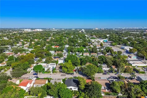 254 NW 43rd Street Miami FL 33127