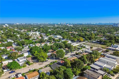 254 NW 43rd Street Miami FL 33127
