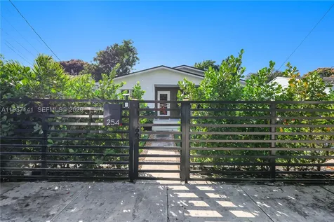 254 NW 43rd Street Miami FL 33127