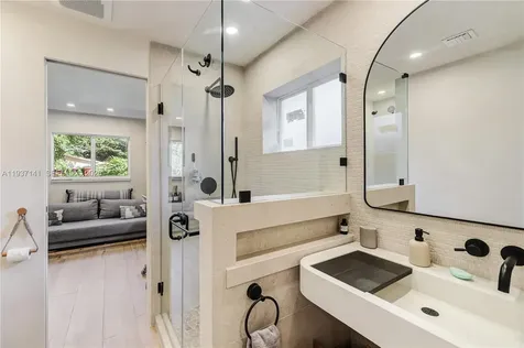 254 NW 43rd Street Miami FL 33127