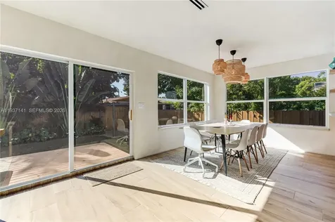 254 NW 43rd Street Miami FL 33127