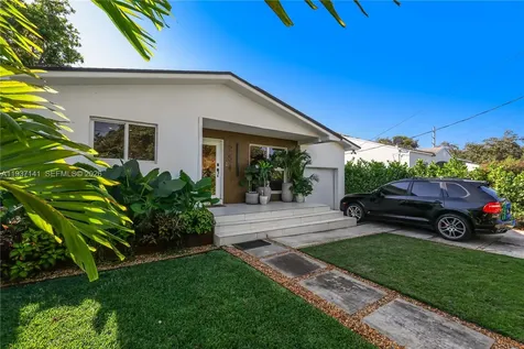 254 NW 43rd Street Miami FL 33127