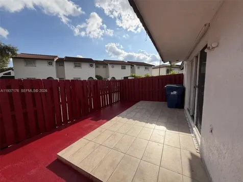 13551 SW 62nd St # 4 Miami FL 33183