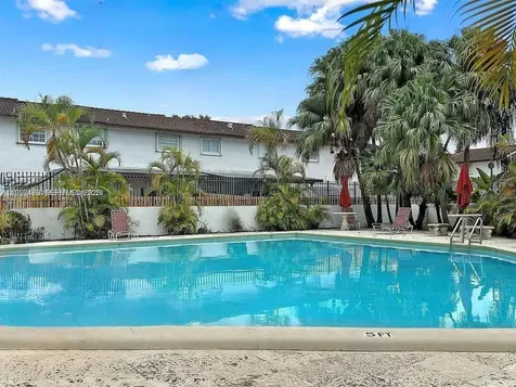 13551 SW 62nd St # 4 Miami FL 33183