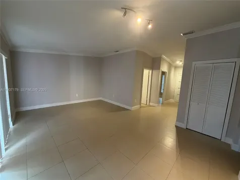 13551 SW 62nd St # 4 Miami FL 33183