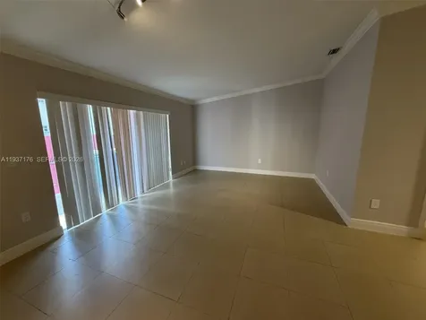 13551 SW 62nd St # 4 Miami FL 33183