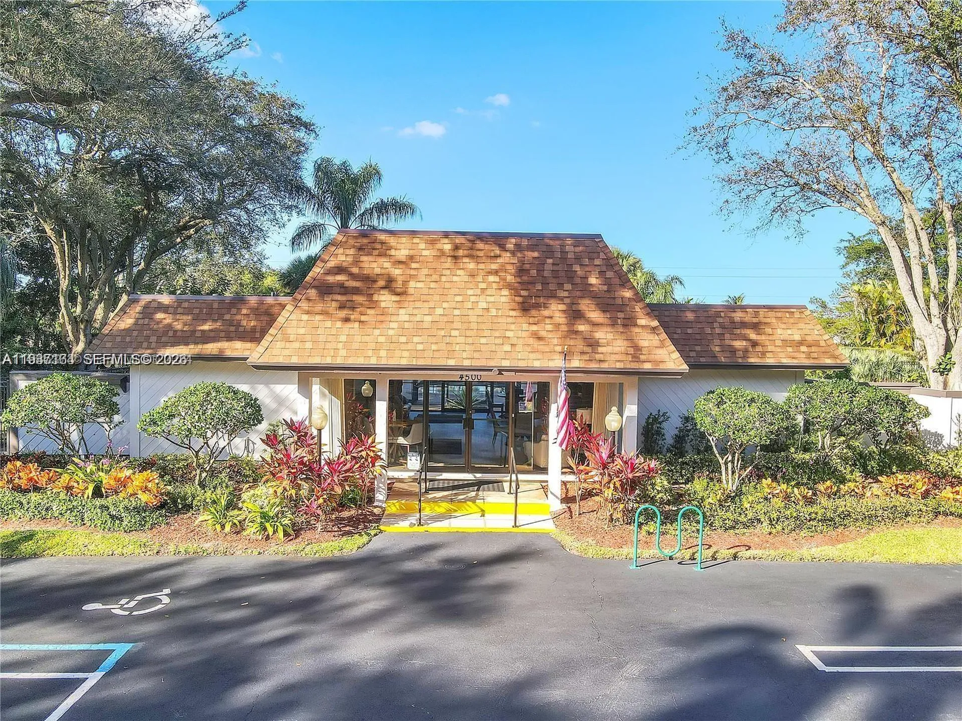 3926 S Arelia Drive S Delray Beach FL 33445