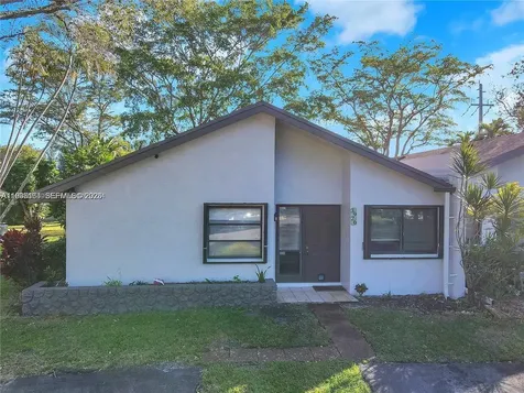 3926 S Arelia Drive S Delray Beach FL 33445