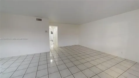 580 Egret Drive Hallandale Beach FL 33009