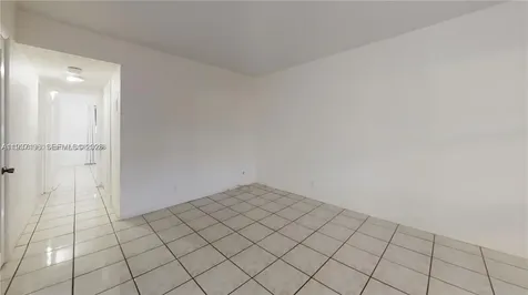 580 Egret Drive Hallandale Beach FL 33009