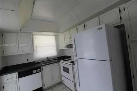 580 Egret Drive Hallandale Beach FL 33009