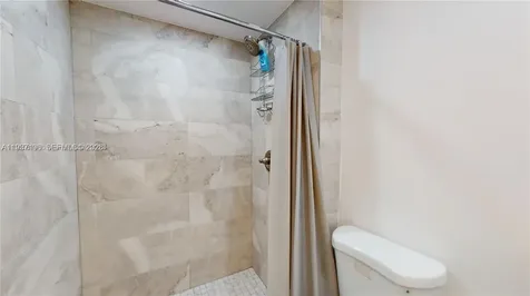 580 Egret Drive Hallandale Beach FL 33009