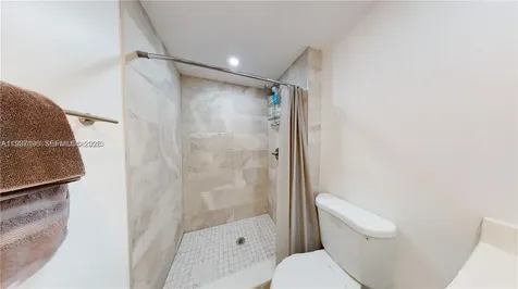 580 Egret Drive Hallandale Beach FL 33009