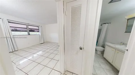 580 Egret Drive Hallandale Beach FL 33009