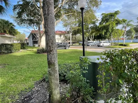 16240 Laurel Drive Weston FL 33326