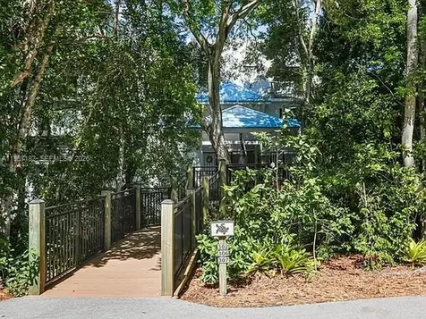 202 Sanctuary Drive Key Largo FL 33037