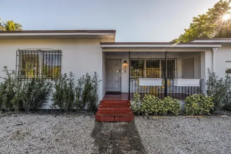 424 NW 53rd Street Miami FL 33127