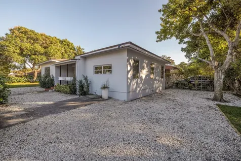 424 NW 53rd Street Miami FL 33127