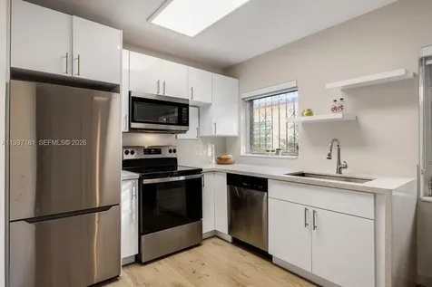 424 NW 53rd Street Miami FL 33127