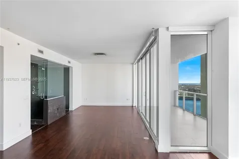 1040 Biscayne Boulevard Miami FL 33132