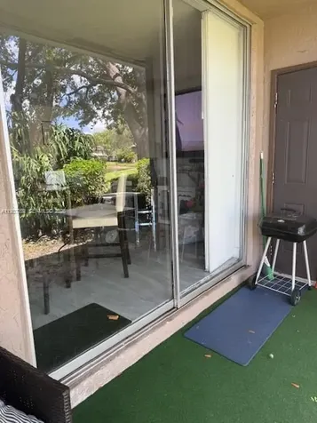 1177 Sussex Drive North Lauderdale FL 33068